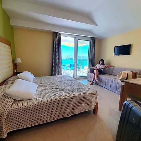 Dolfin Hotel Tolón