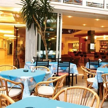 Dolfin Hotel 3*